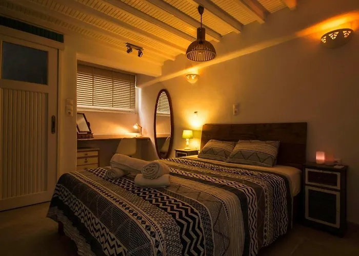 A Secret In The Heart Of Mykonos