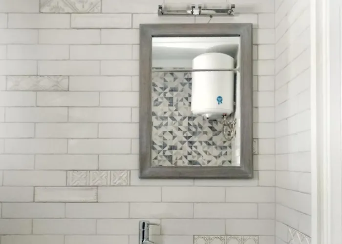 A Secret In The Heart Of Mykonos