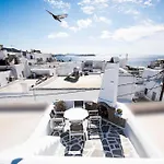 A Secret In The Heart Of Mykonos *